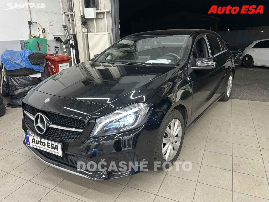 Mercedes-Benz Třídy A, 1.6i,ČR,AT,LED,AC